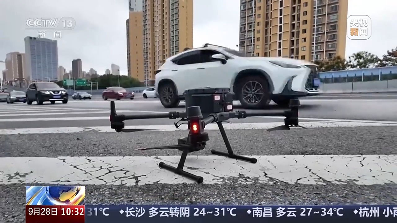 無(wú)信號燈路口通行規則_出行提示_國慶中秋假期交通安全風(fēng)險