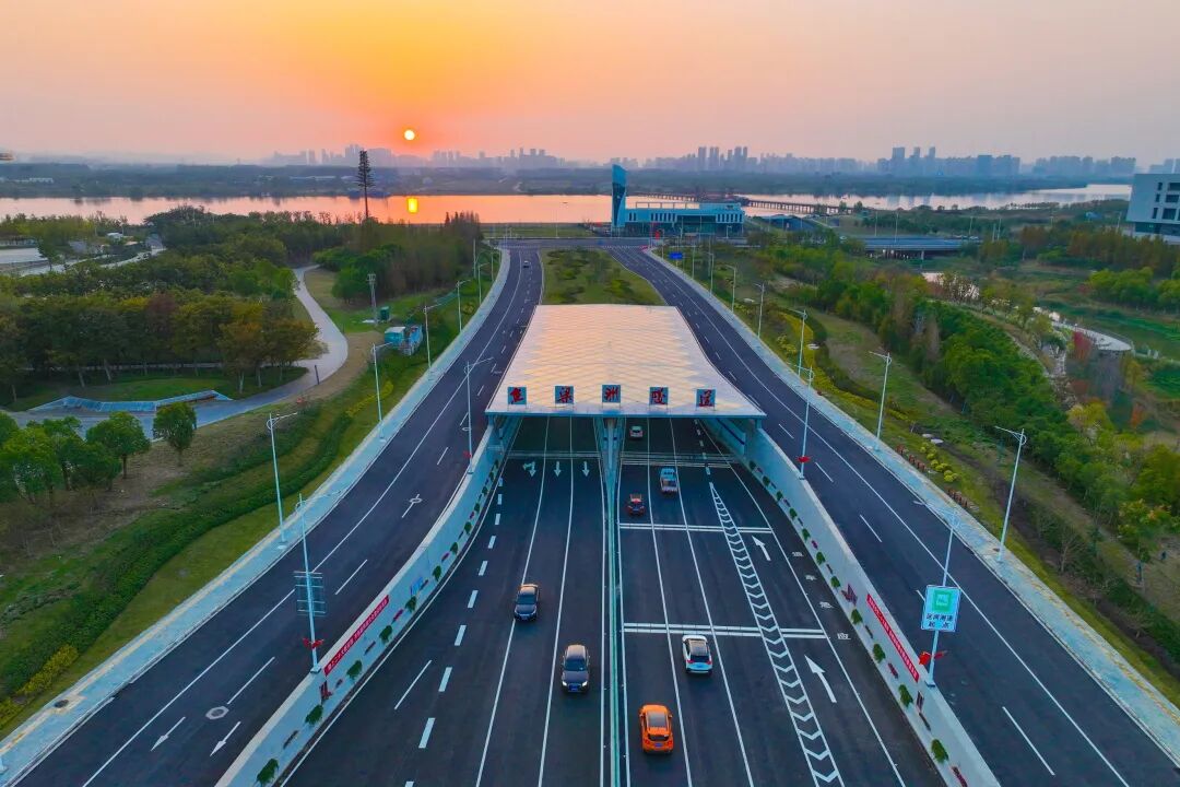 路況_專(zhuān)業(yè)路況檢測_道路養護科技賦能