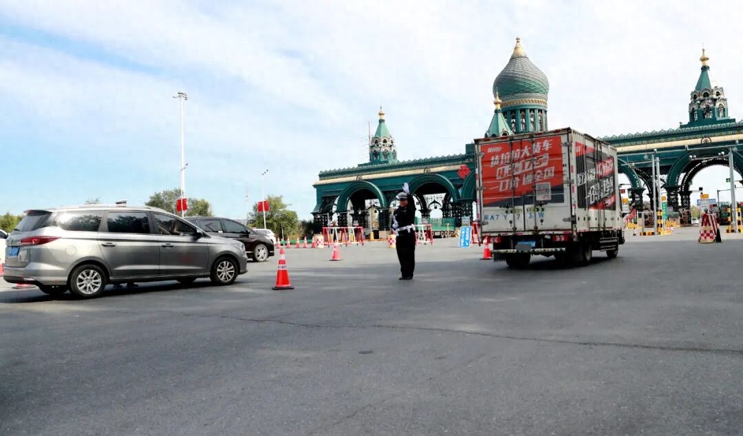 哈爾濱國慶返程車(chē)流高峰_出行提示_哈爾濱中秋假期返程交通管制