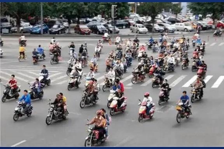 電動(dòng)車(chē)限行討論_限行_百姓出行成本與便利