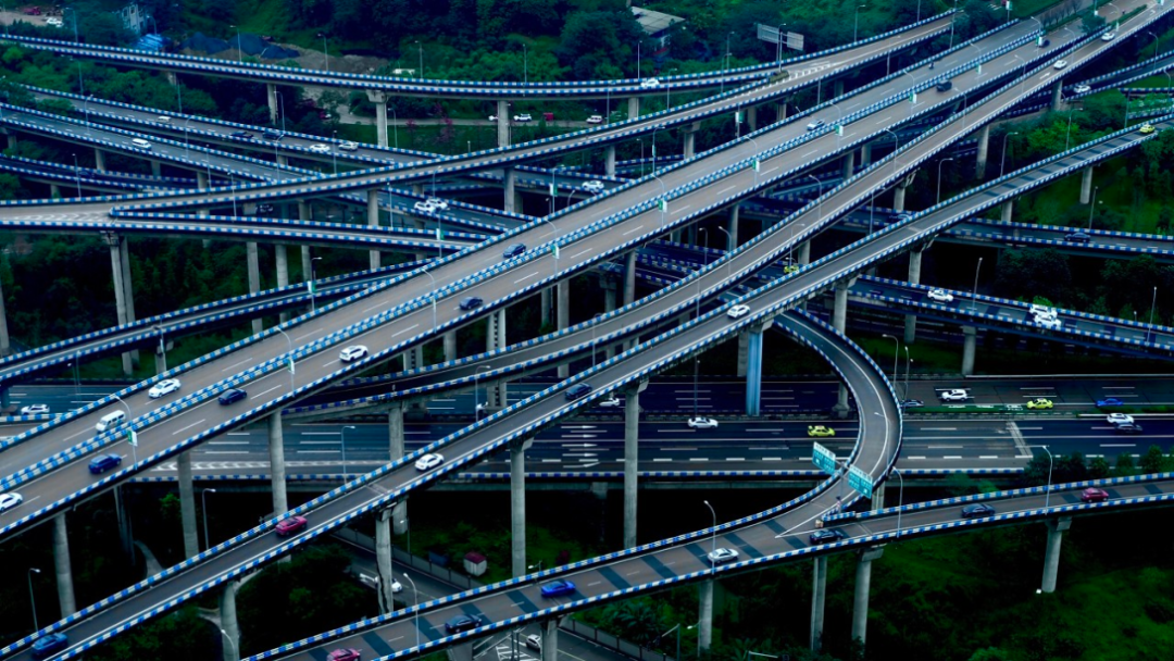 重慶錯峰通行時(shí)段規則_重慶限行區域及規則_限行