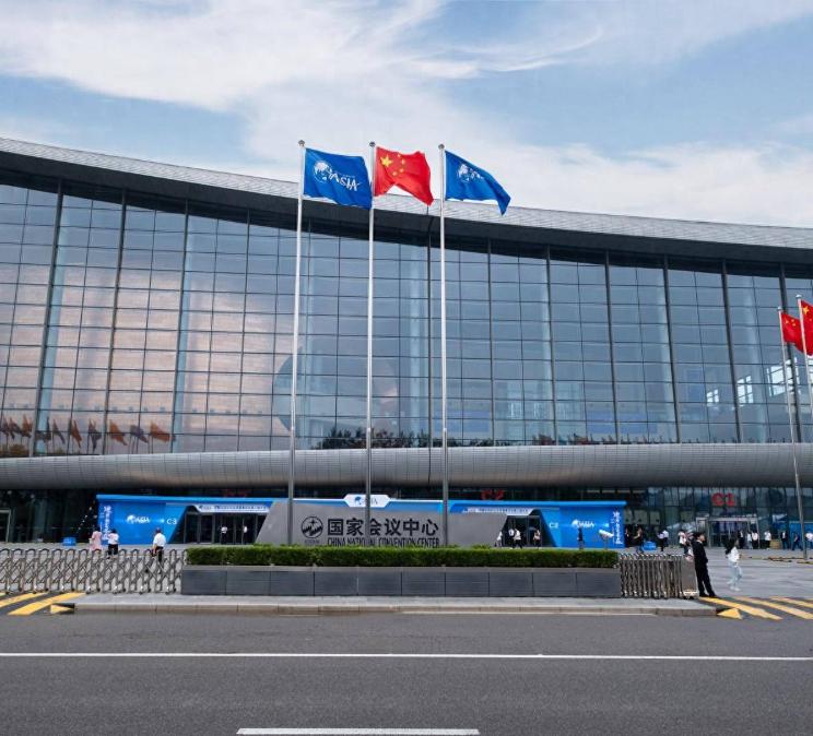 出行提示_未來(lái)三天多降雨天氣_午后體感悶熱雷陣雨