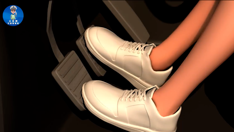 高速公路團霧安全駕駛_團霧天氣應急處理_出行提示