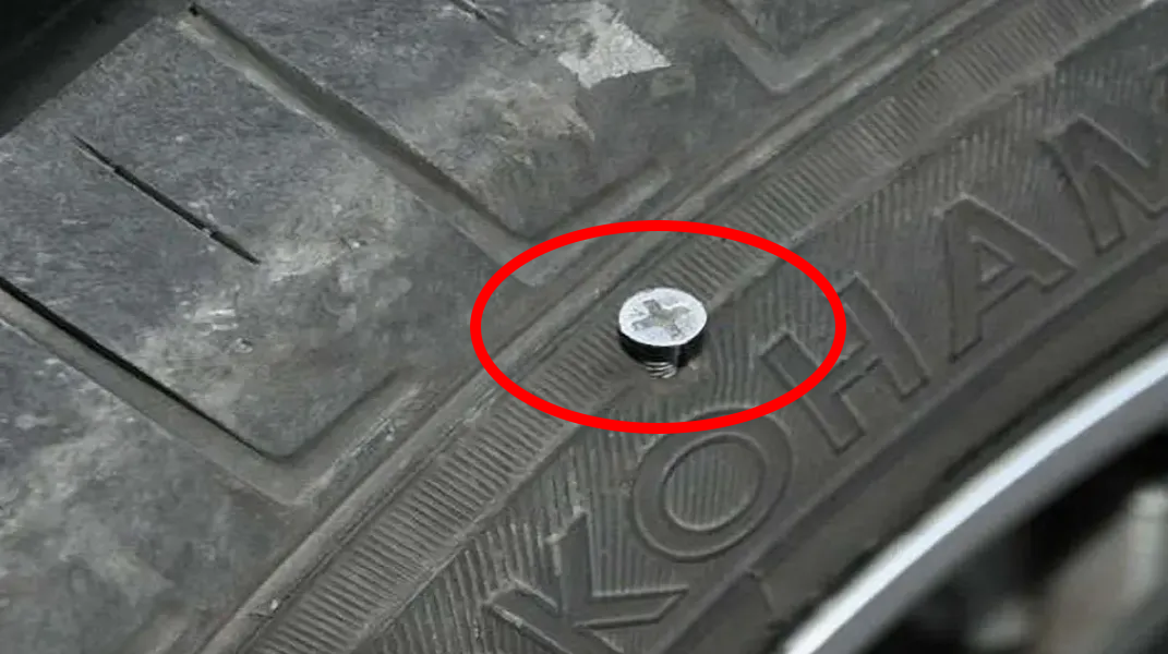 開(kāi)車(chē)前繞車(chē)一周_出行提示_雪天行車(chē)安全注意事項