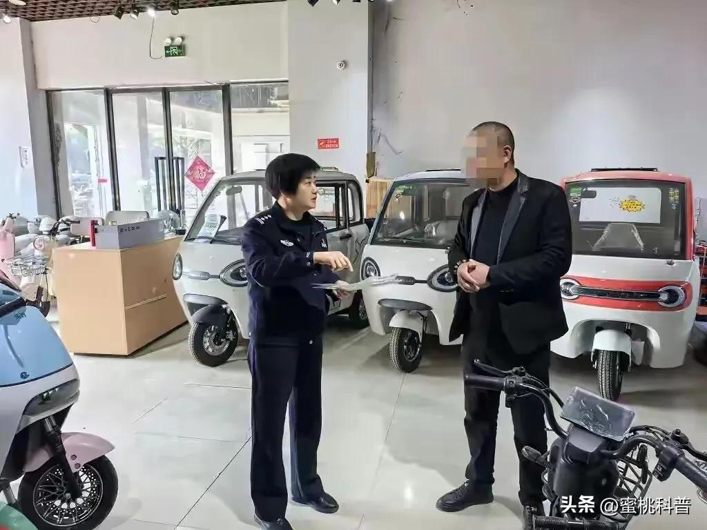 低速電動(dòng)車(chē)禁行政策_老頭樂(lè )上路新規_禁行