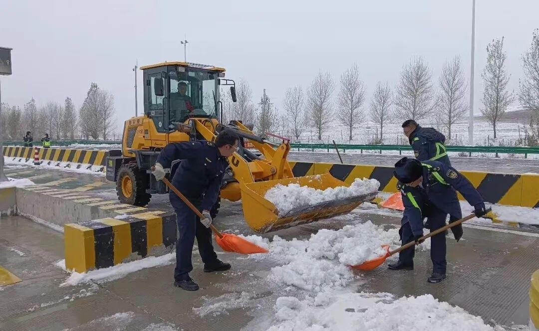 低溫雨雪冰凍天氣影響_全區路況信息_路況