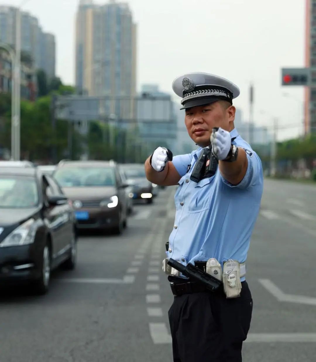 出行提示_學(xué)生上下學(xué)交通安全知識_成都交警十一分局開(kāi)學(xué)交通安全提示